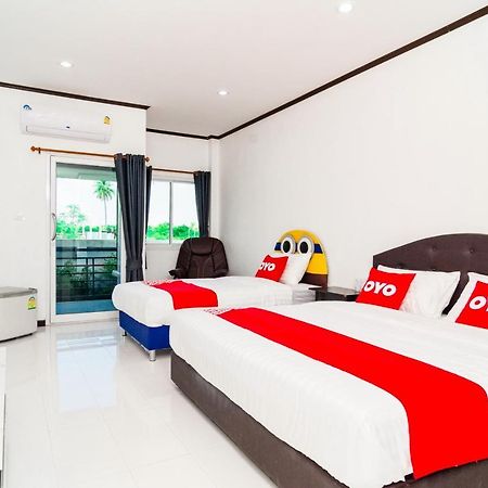 Oyo 533 Runya Poolvilla Prachuap Khiri Khan Exteriör bild