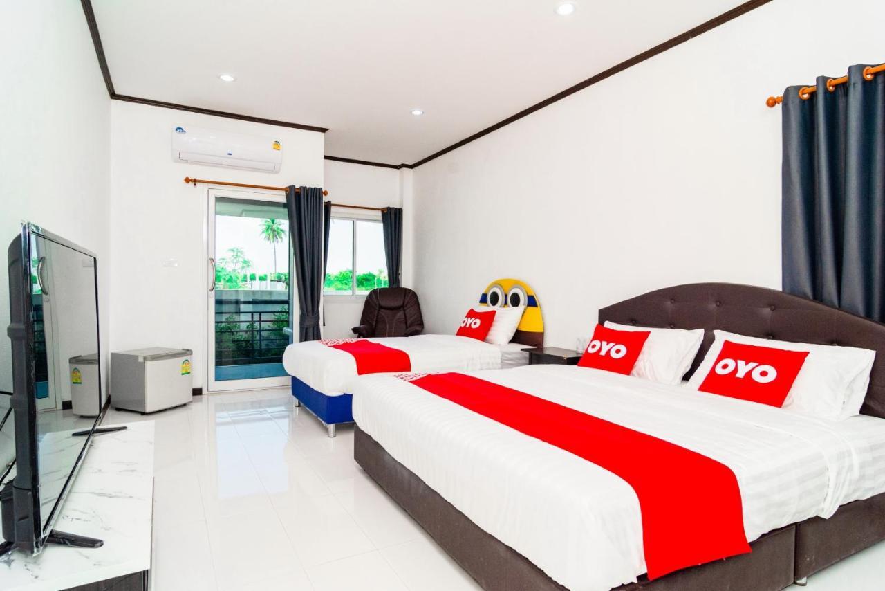Oyo 533 Runya Poolvilla Prachuap Khiri Khan Exteriör bild