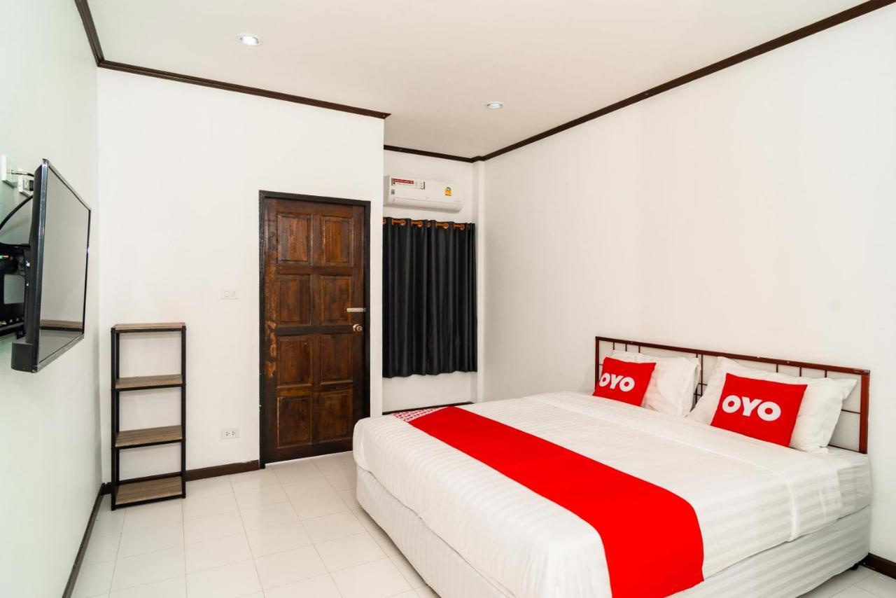 Oyo 533 Runya Poolvilla Prachuap Khiri Khan Exteriör bild
